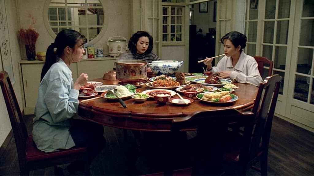 飲食男女 (1994) - 三姊妹同桌的日常菜色